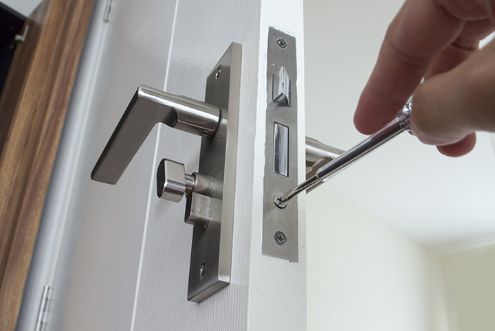 Our local locksmiths are able to repair and install door locks for properties in Portishead and the local area.